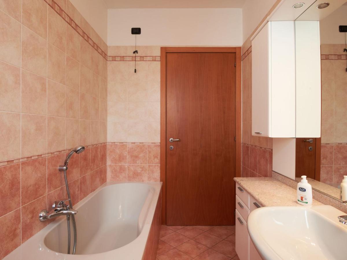 Holiday Home Gigliola - Cco390 By Interhome Colico Exterior photo
